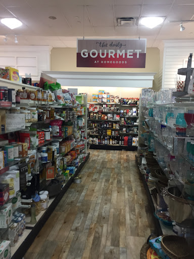 Department Store «Marshalls & HomeGoods», reviews and photos, 200 Petersville Rd, New Rochelle, NY 10801, USA