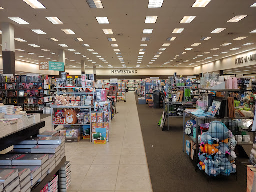 Book Store «Books-A-Million», reviews and photos, 6235 N Davis Hwy, Pensacola, FL 32504, USA