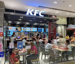 Gourmet Eats Paragon photo