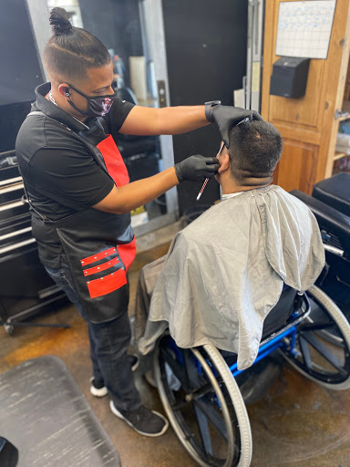 Barber Shop «TwinCutZ Barbershop», reviews and photos, 2314 Del Prado Blvd, Cape Coral, FL 33990, USA