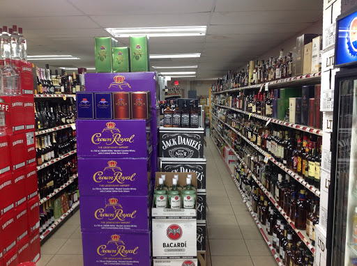 Liquor Store «Liquor Warehouse», reviews and photos, 10332 US-441, Leesburg, FL 34788, USA