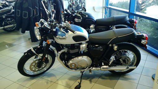 Triumph Motorcycle Dealer «Triumph Of Cincinnati», reviews and photos, 3251 Highland Ave, Cincinnati, OH 45213, USA
