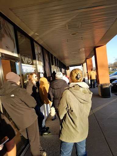 Video Game Store «GameStop», reviews and photos, 716 E Rollins Rd A-9, Round Lake Beach, IL 60073, USA