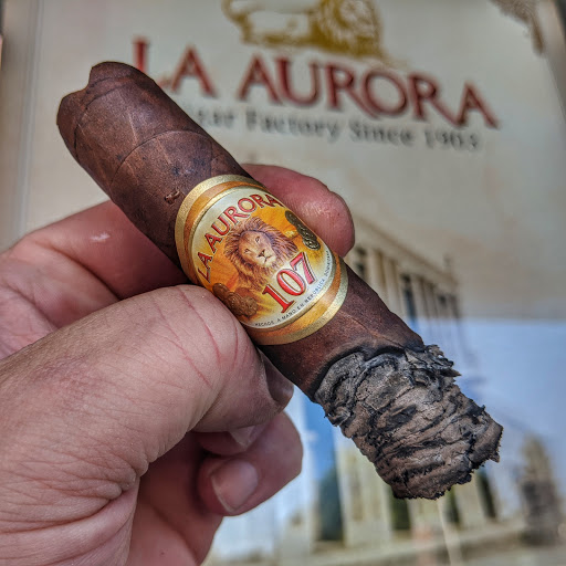 Tobacco Shop «The Stash Smoke Shop Ltd», reviews and photos, 17411 SE McLoughlin Blvd, Milwaukie, OR 97267, USA