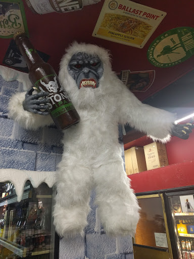 Liquor Store «Super Store #24», reviews and photos, 8021 Foothill Blvd, Sunland-Tujunga, CA 91040, USA