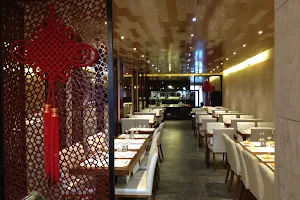 Restaurant la Chine ( Service A La Carte) image