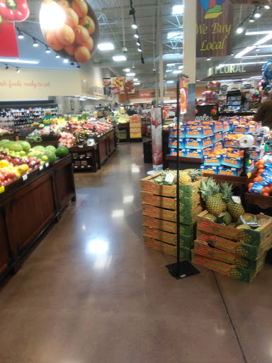 Grocery Store «Kroger», reviews and photos, 1300 Anderson County Ems Rd, Lawrenceburg, KY 40342, USA
