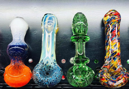 Tobacco Shop «J&J Smoke Shop», reviews and photos, 4520 Hallandale Beach Blvd, Pembroke Park, FL 33023, USA