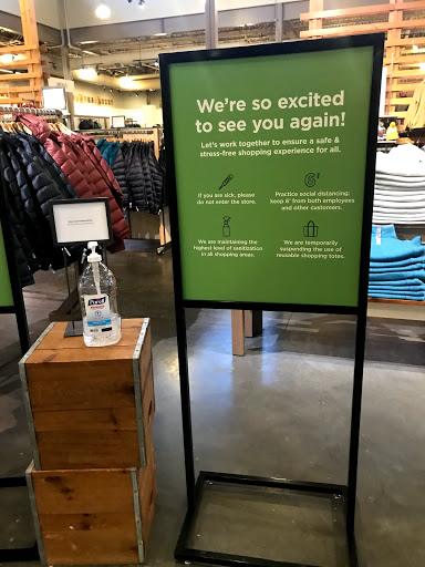 Clothing Store «L.L. Bean», reviews and photos, 1 Ridge Hill Boulevard, Yonkers, NY 10710, USA