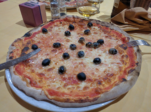Albergo La Chiocciola. Pizzeria Ristorante in Sale, Provincia di Alessandria