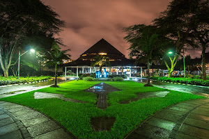 Safari Park Hotel & Casino image