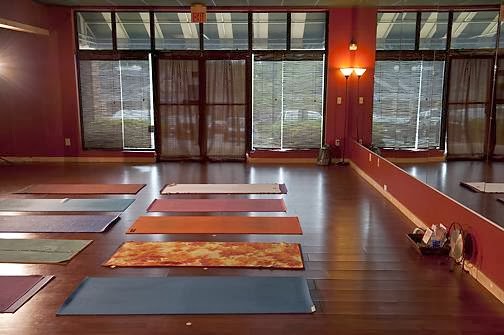 90 Degrees Yoga at Yatra Center