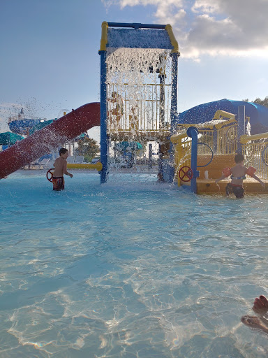 Water Park «Splash City Family Waterpark», reviews and photos, 10 Gateway Dr, Collinsville, IL 62234, USA