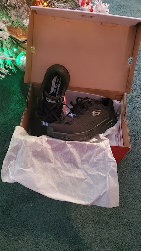 Shoe Store «SKECHERS Retail», reviews and photos, 6020 82nd St #30, Indianapolis, IN 46250, USA
