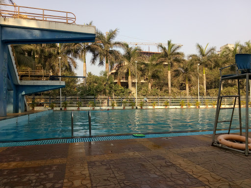 Baby swimming lessons Mumbai