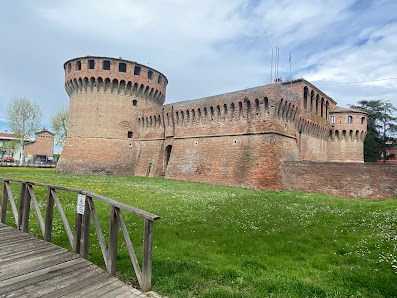 Rocca Sforzesca di Bagnara- Museo del Castello Piazza 4 Novembre, 3, 48031 Bagnara di Romagna RA, Italia