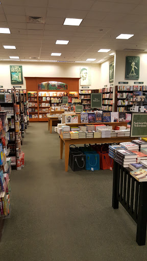 Book Store «Barnes & Noble», reviews and photos, 10280 Midtown Pkwy, Jacksonville, FL 32246, USA