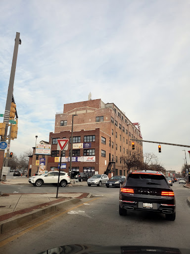Liquor Store «Loading Dock Discount Liquors», reviews and photos, 2101 Fleet St, Baltimore, MD 21231, USA
