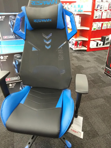 Shopping Mall «Frederick Shopping Center», reviews and photos, 1305 W 7th St, Frederick, MD 21702, USA