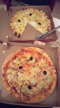 Plats et boissons du Pizzas à emporter Pizza Chez Dom à Collioure - n°19