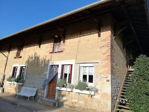 hôtels Gîte Les Hirondelles de Beny Bény