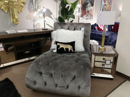 Furniture Store «Value City Furniture», reviews and photos, 800 Thruway Plaza Dr, Cheektowaga, NY 14225, USA