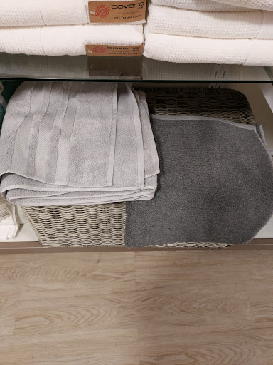 Department Store «HomeGoods», reviews and photos, 43 Woodbridge Center Dr, Woodbridge, NJ 07095, USA