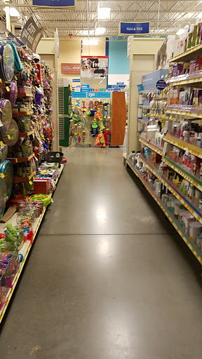 Pet Supply Store «PetSmart», reviews and photos, 625 W Crossville Rd, Roswell, GA 30075, USA