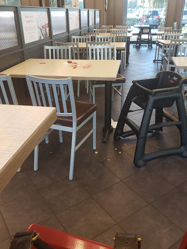 Fast Food Restaurant «Chick-fil-A», reviews and photos, 2255 E Grapevine Mills Cir, Grapevine, TX 76051, USA