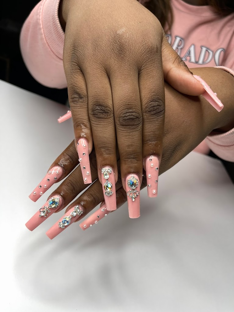 Plenty of Nailz 02127