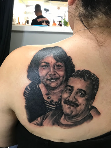 Tattoo Shop «Phat Boys Tattoos & Body Piercings», reviews and photos, 6640 Southwest Fwy A, Houston, TX 77074, USA