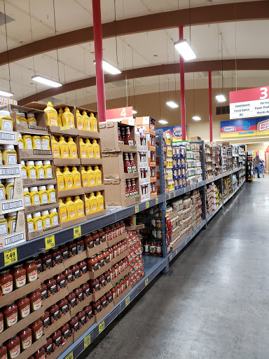 Grocery Store «Grocery Outlet Bargain Market», reviews and photos, 1125 W Main St, Merced, CA 95340, USA