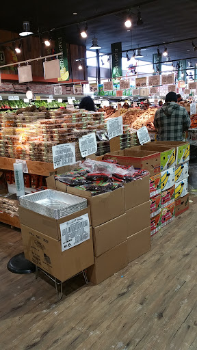 Supermarket «Golden Mango Supermarket», reviews and photos, 700 Suffolk Ave, Brentwood, NY 11717, USA