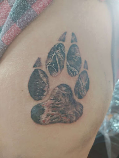 Tattoo and Piercing Shop «Cherry Hill Tattoo Co. Of Bonita Springs», reviews and photos, 3465 Bonita Beach Rd SW Suite #4, Bonita Springs, FL 34134, USA