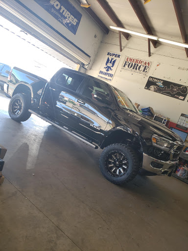 Truck Accessories Store «4 Wheel Parts - Houston Sweet Lake», reviews and photos, 13820 Westheimer Rd, Houston, TX 77077, USA