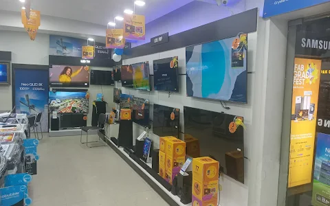 SAMSUNG Exclusive Showroom BHATIA Electronics SAMSUNG Smart Plaza image