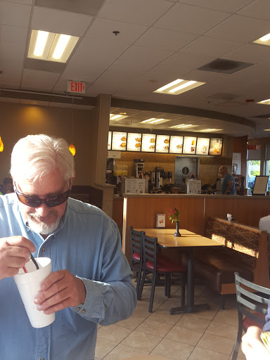 Fast Food Restaurant «Chick-fil-A», reviews and photos, 4812 Northwest Hwy, Crystal Lake, IL 60014, USA
