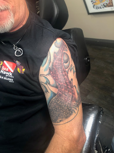 Tattoo Shop «Tribal Rites Tattoo and Piercing Longmont», reviews and photos, 1716 Main St b, Longmont, CO 80501, USA