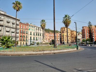 Piazza Sannazaro 199C, 80122 Napoli NA, Italia