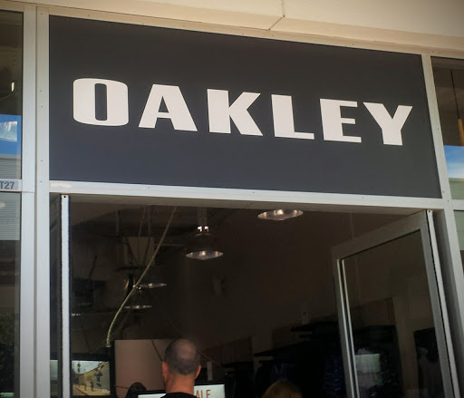 Oakley Adelaide Harbourtown Vault