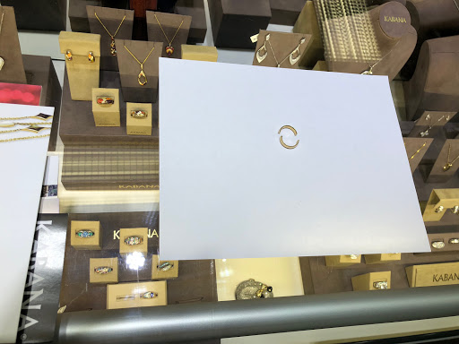 Jewelry Repair Service «Grand Jewelers», reviews and photos, 8185 Holly Rd # 8, Grand Blanc, MI 48439, USA