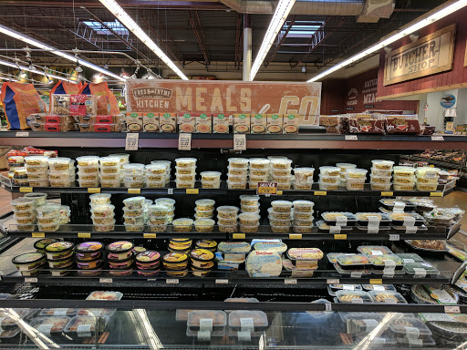 Grocery Store «Fresh Thyme Farmers Market- Newport», reviews and photos, 82 Carothers Rd, Newport, KY 41071, USA