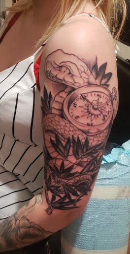 Tattoo Shop «Permanent Marx Tattoo», reviews and photos, 1127 Edgewater St NW, Salem, OR 97304, USA