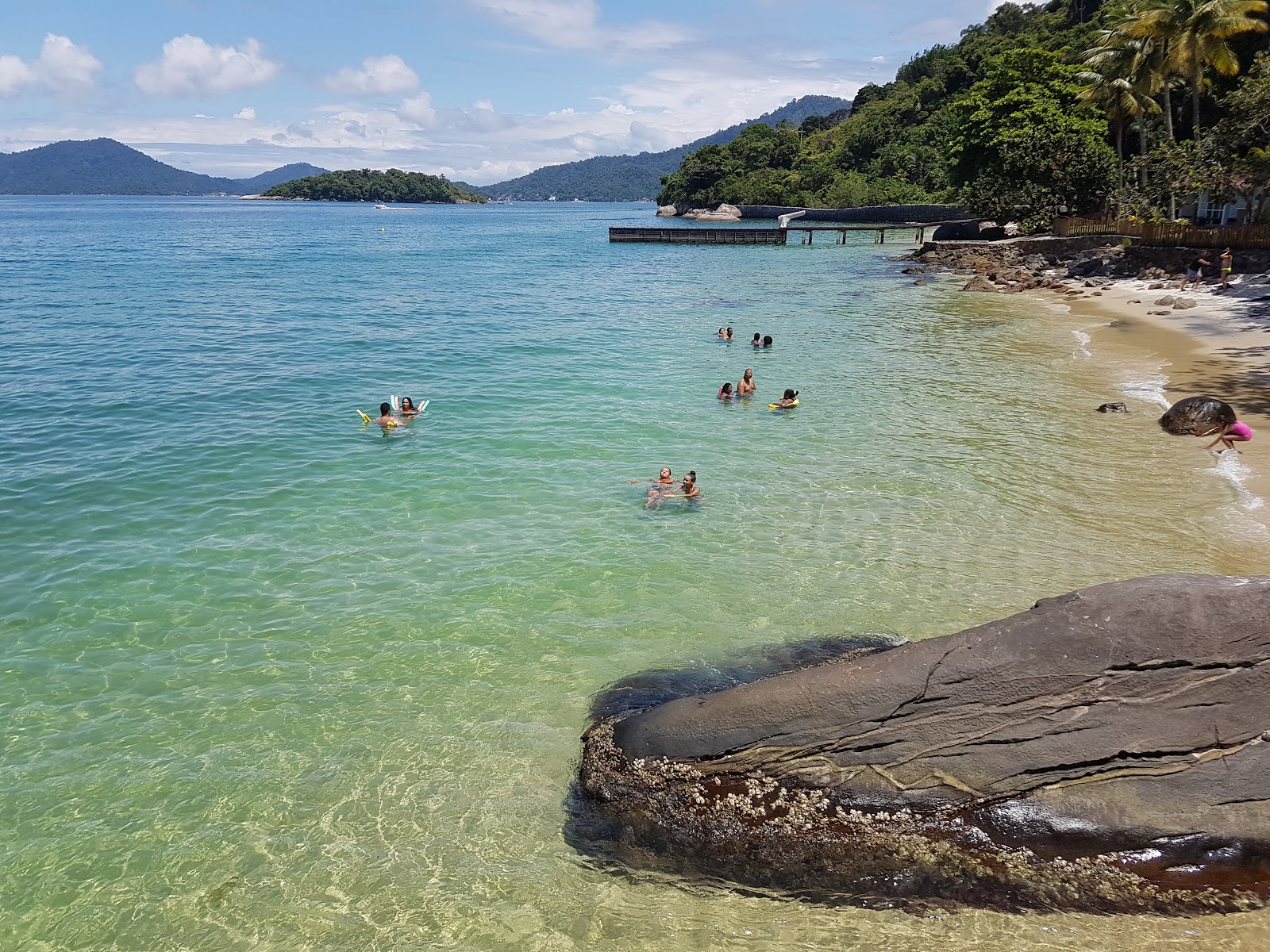 Zdjęcie Angra Inn Beach z poziomem czystości wysoki