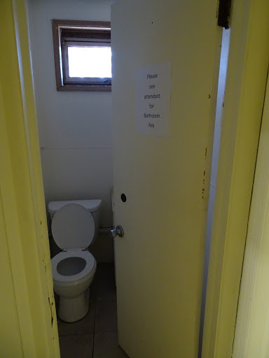 Laundromat «Fresh and Clean Laundromat», reviews and photos, 1734 E 2nd St, Scotch Plains, NJ 07076, USA