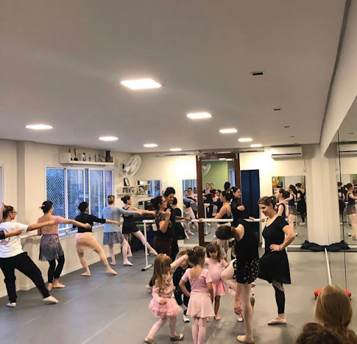 Logo da empresa - Ballet Art 49 anos