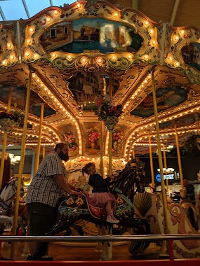 Island Carousel
