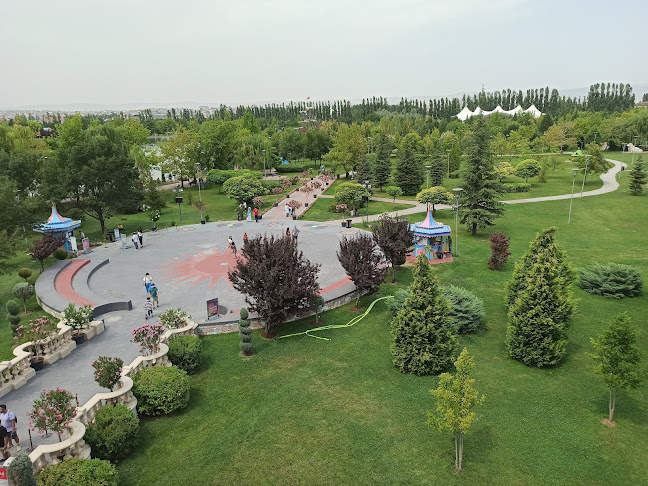 Sazova, Bilim Sanat ve Kültür Parkı, Ulusal Egemenlik Blv., 26150 Tepebaşı/Eskişehir, Türkiye