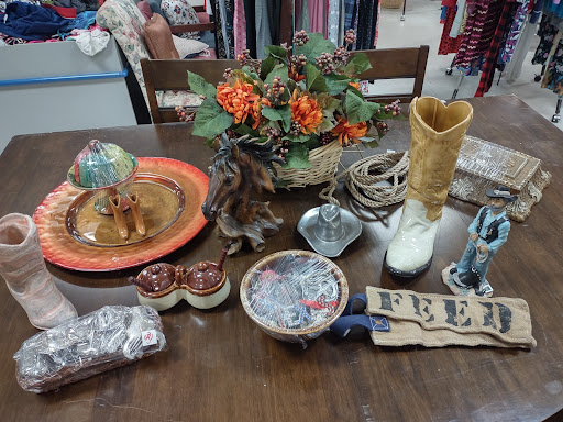 Thrift Store «We Care Thrift Store», reviews and photos, 420 Market St, Dayton, TN 37321, USA