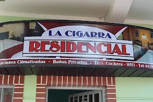 La Cigarra image